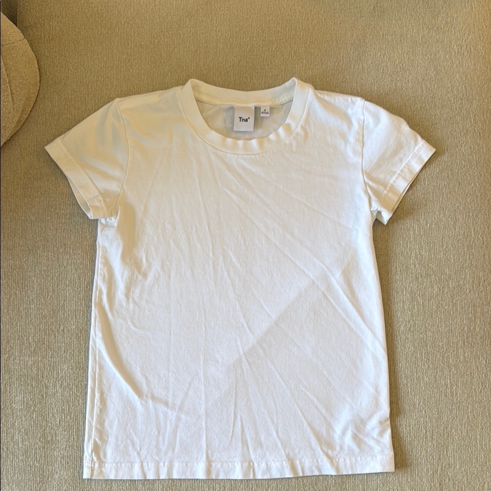 Women’s Aritzia TNA White T-Shirt
